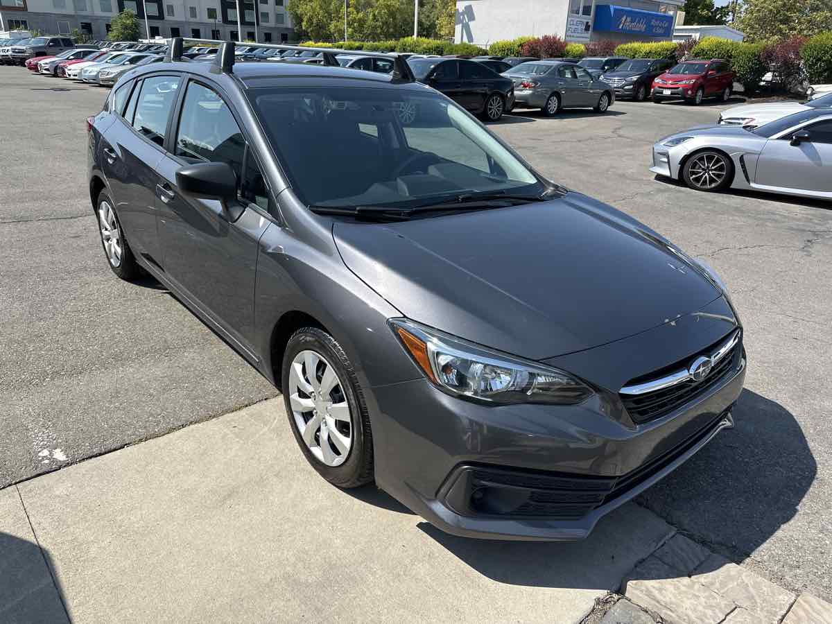 2020 Subaru Impreza Base photo 4