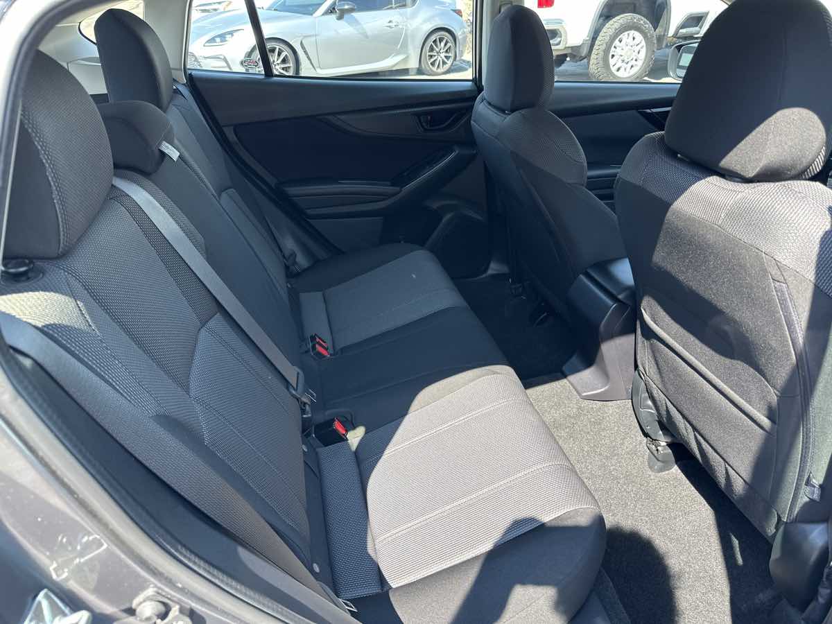 2020 Subaru Impreza Base photo 16