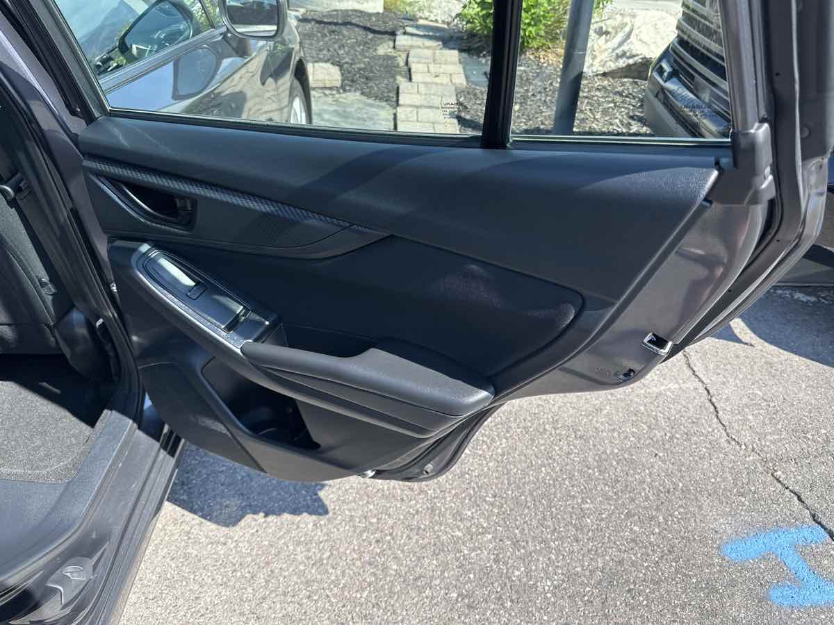 2020 Subaru Impreza Base photo 17