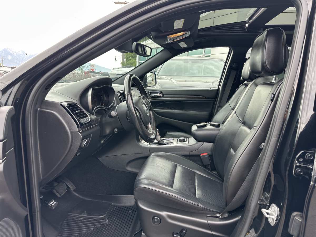 2020 Jeep Grand Cherokee High Altitude photo 8