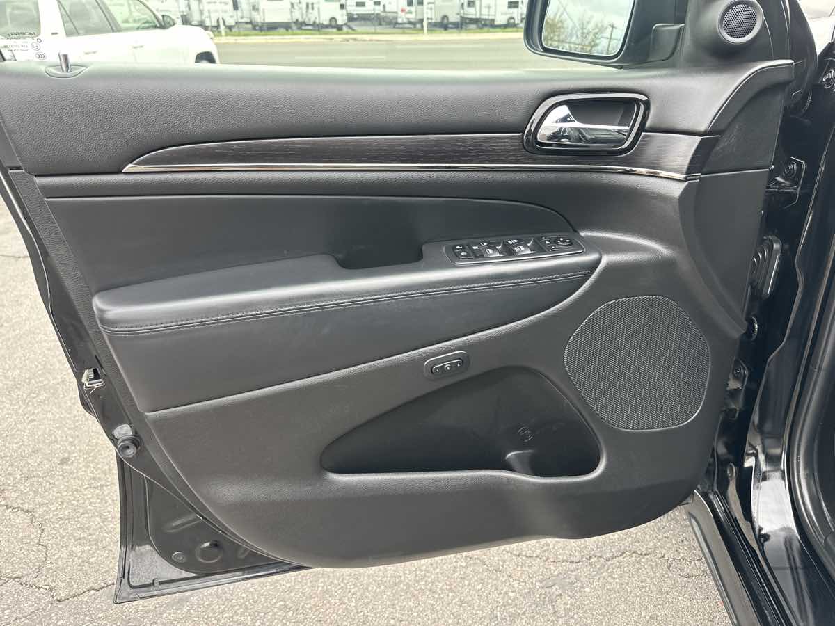 2020 Jeep Grand Cherokee High Altitude photo 9