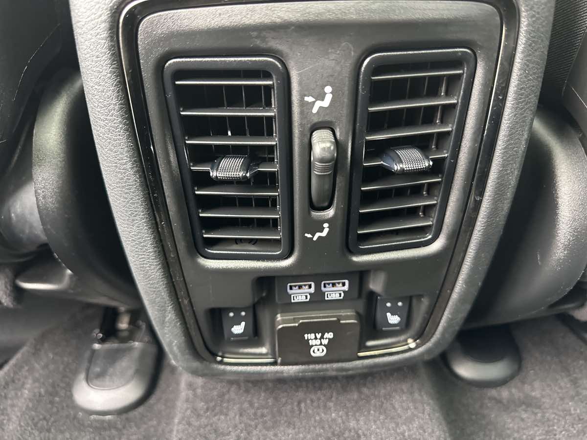 2020 Jeep Grand Cherokee High Altitude photo 24