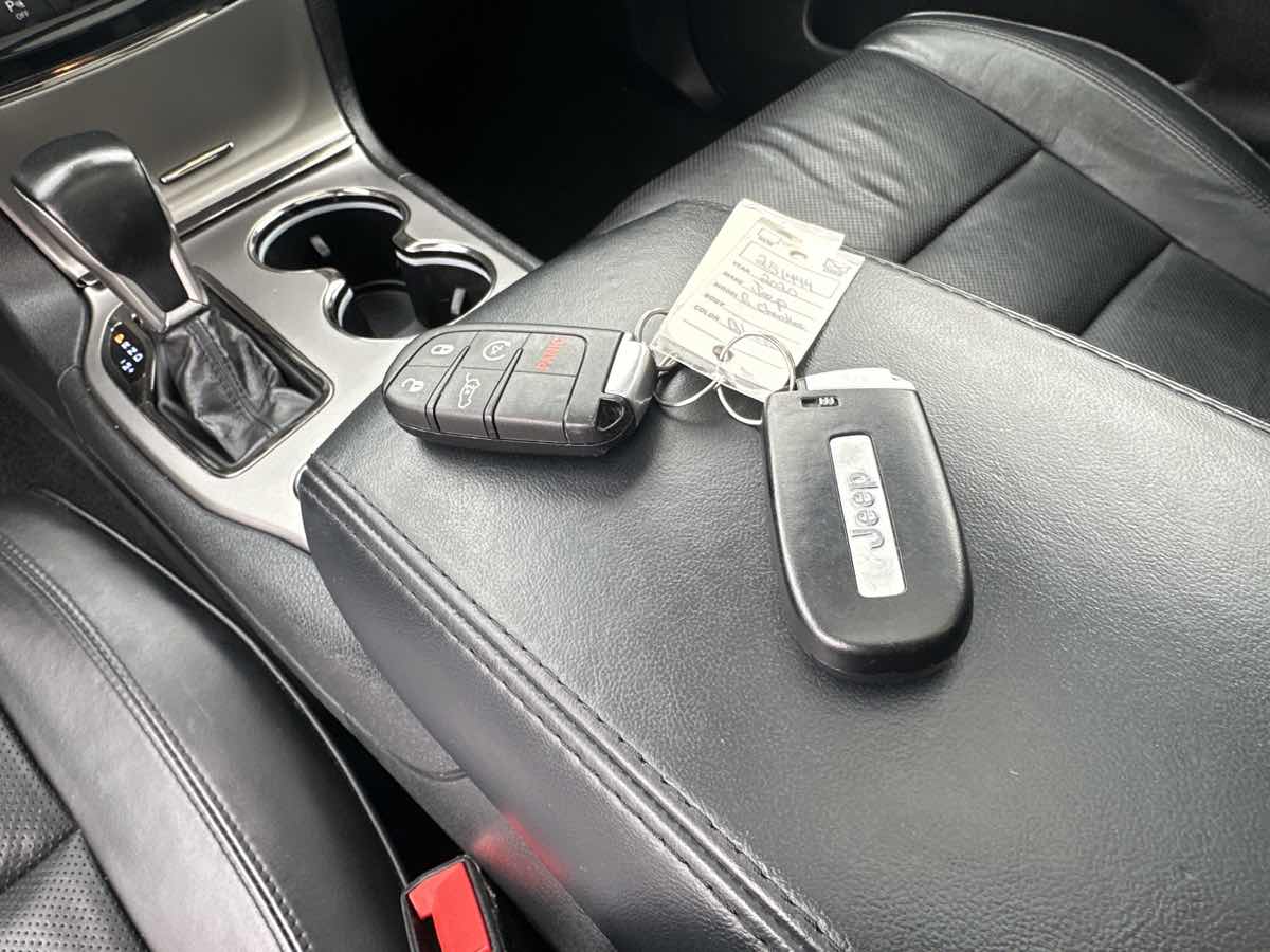 2020 Jeep Grand Cherokee High Altitude photo 25