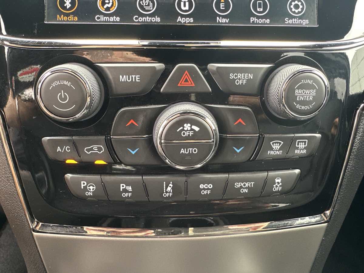 2020 Jeep Grand Cherokee High Altitude photo 30