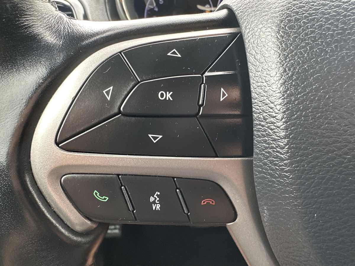 2020 Jeep Grand Cherokee High Altitude photo 32