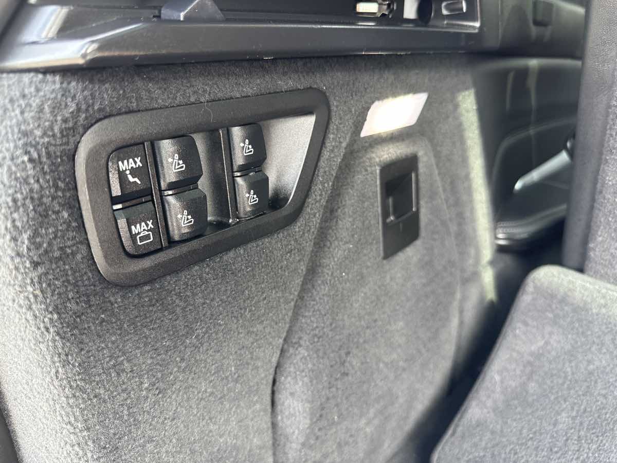 2021 Bmw X7 xDrive40i photo 18