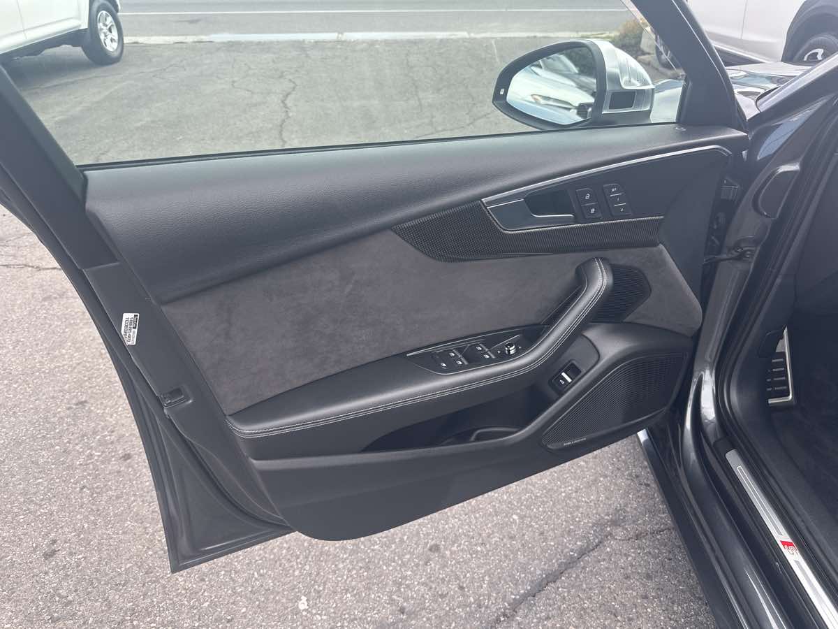 2018 Audi S4 Premium Plus photo 9