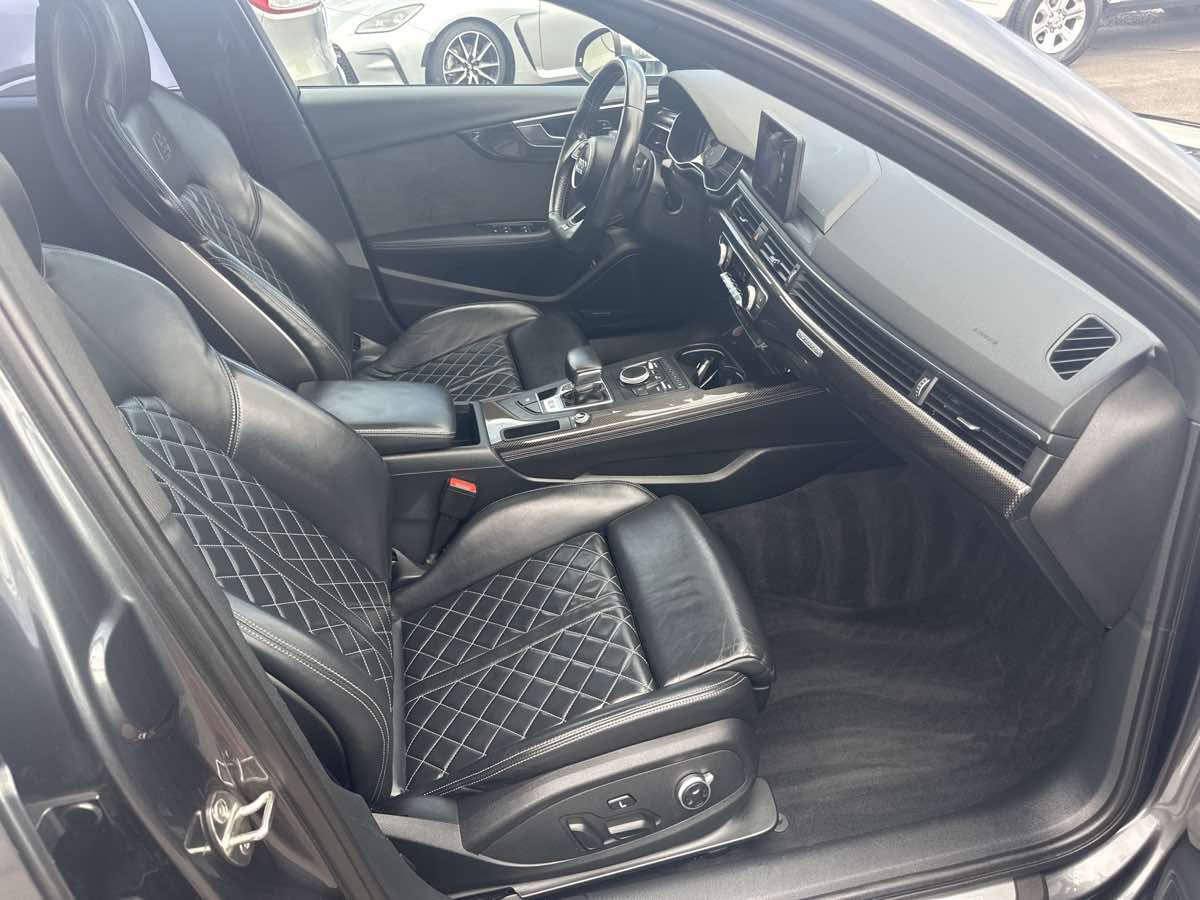 2018 Audi S4 Premium Plus photo 17