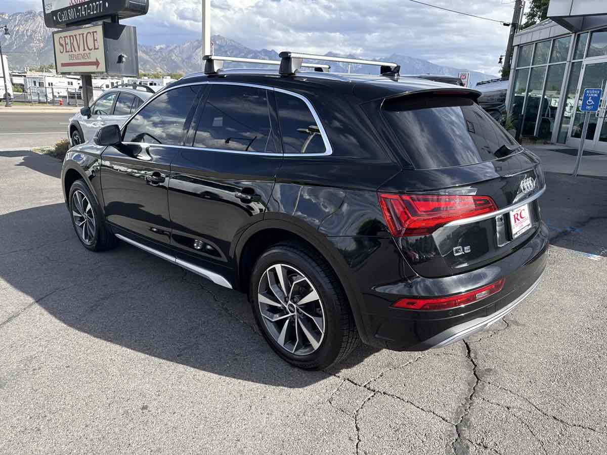 2021 Audi Q5 45 Premium Plus photo 4