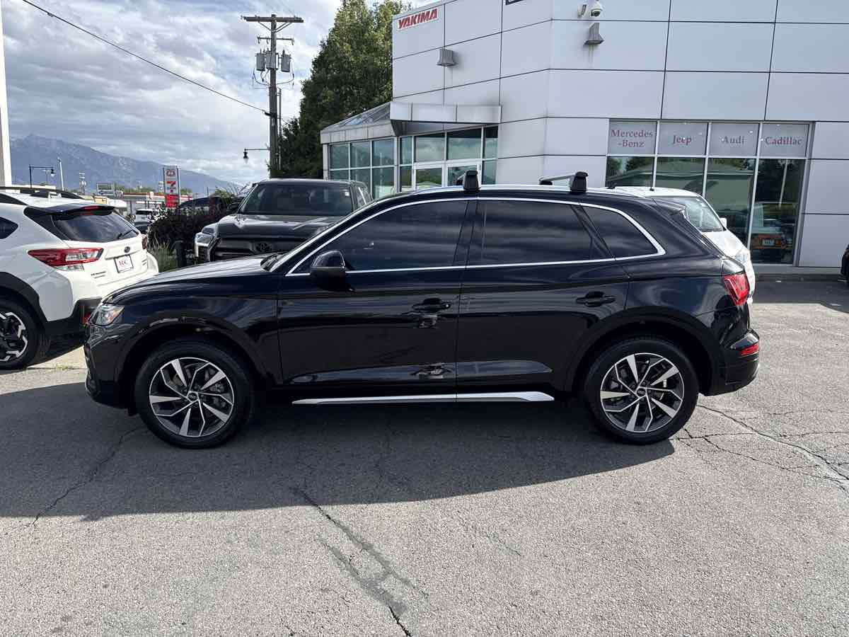 2021 Audi Q5 45 Premium Plus photo 5