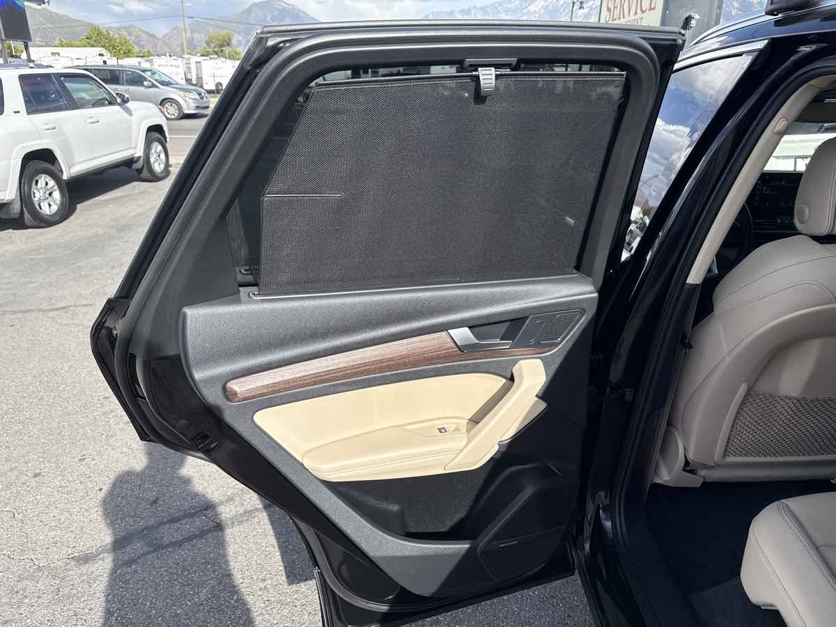 2021 Audi Q5 45 Premium Plus photo 10