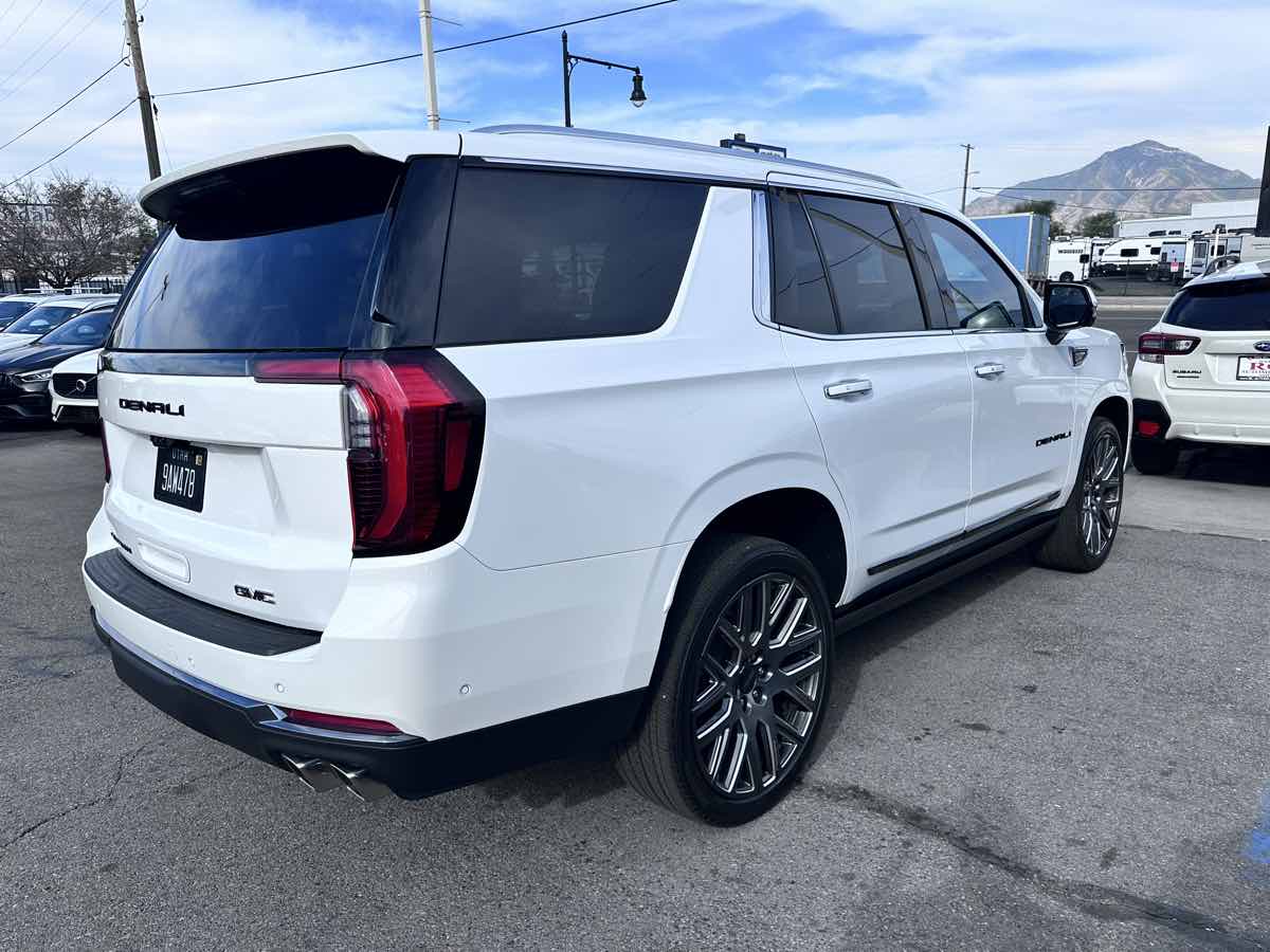 2025 Gmc Yukon Denali Ultimate photo 4