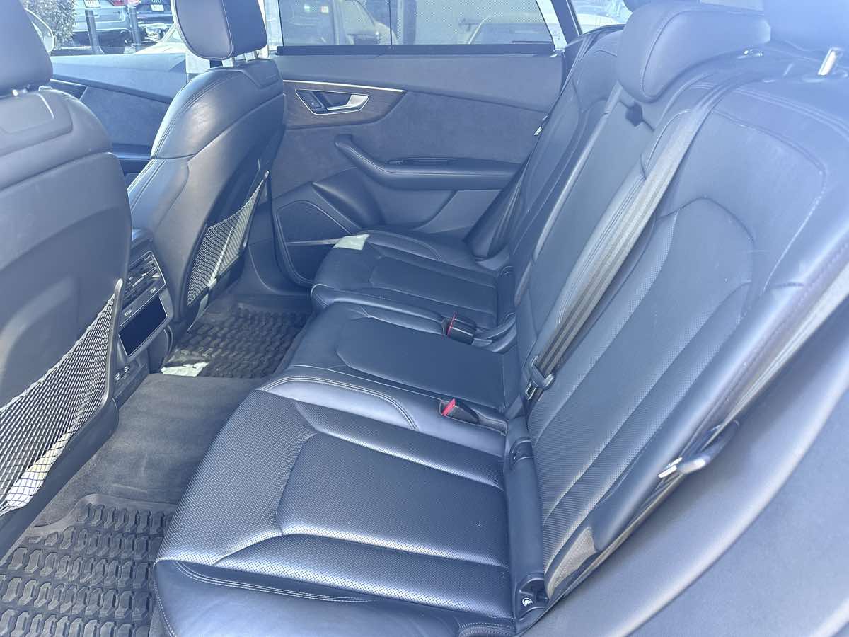 2019 Audi Q8 line Premium Plus photo 13