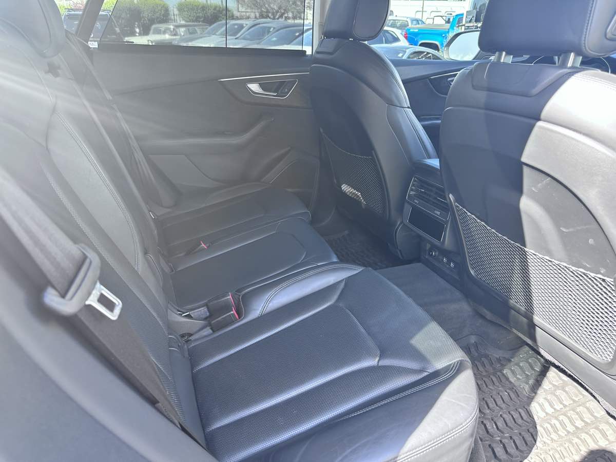 2019 Audi Q8 line Premium Plus photo 17
