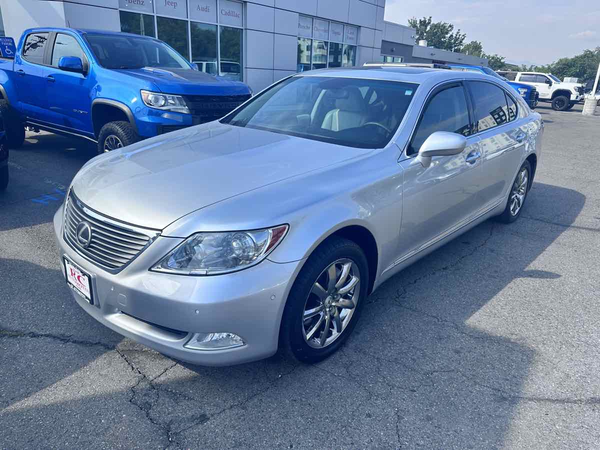 2007 Lexus LS 460 photo 2