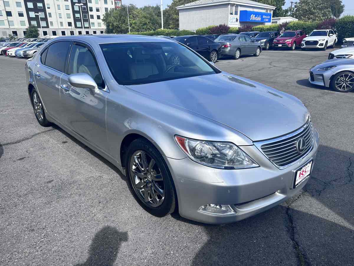 2007 Lexus LS 460 photo 4