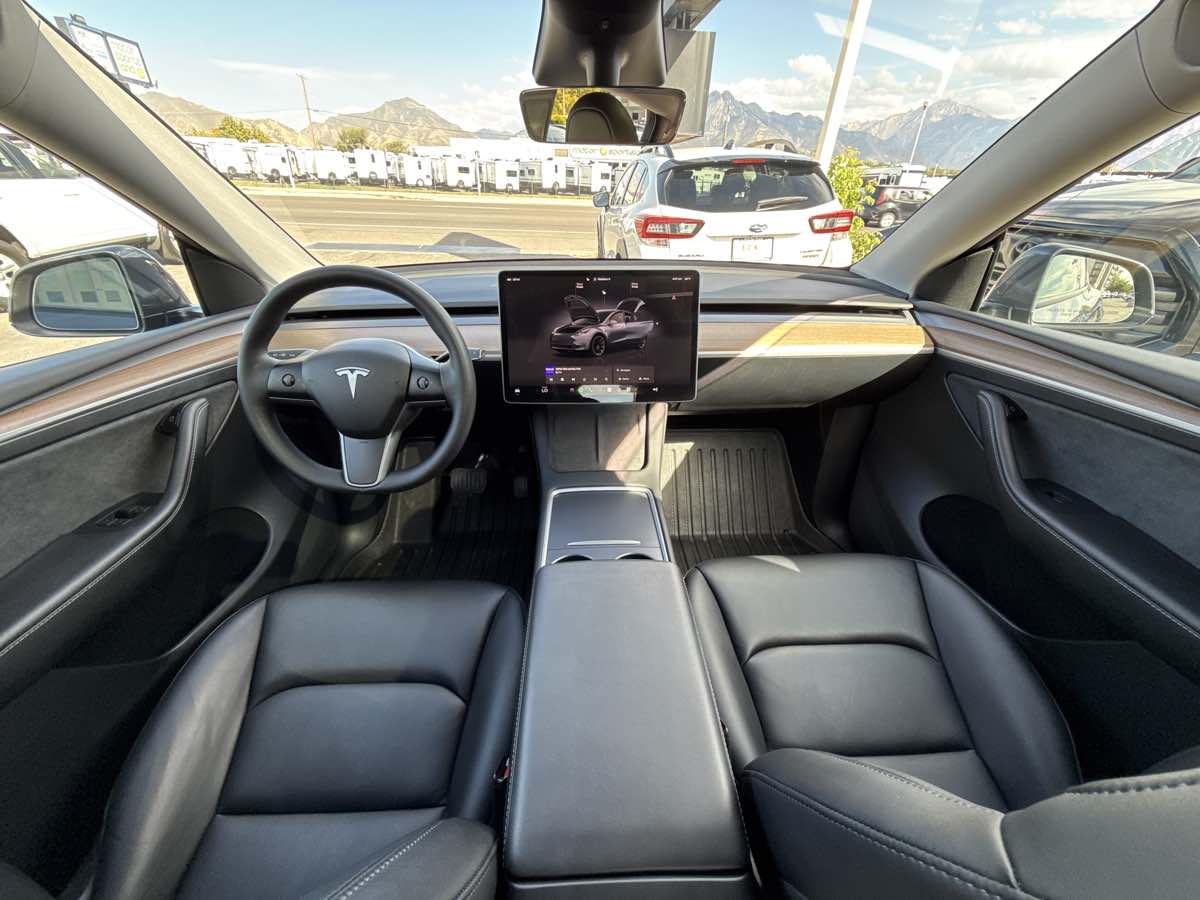 2023 Tesla Model Y Long Range photo 15