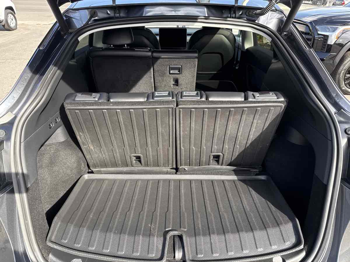 2023 Tesla Model Y Long Range photo 17