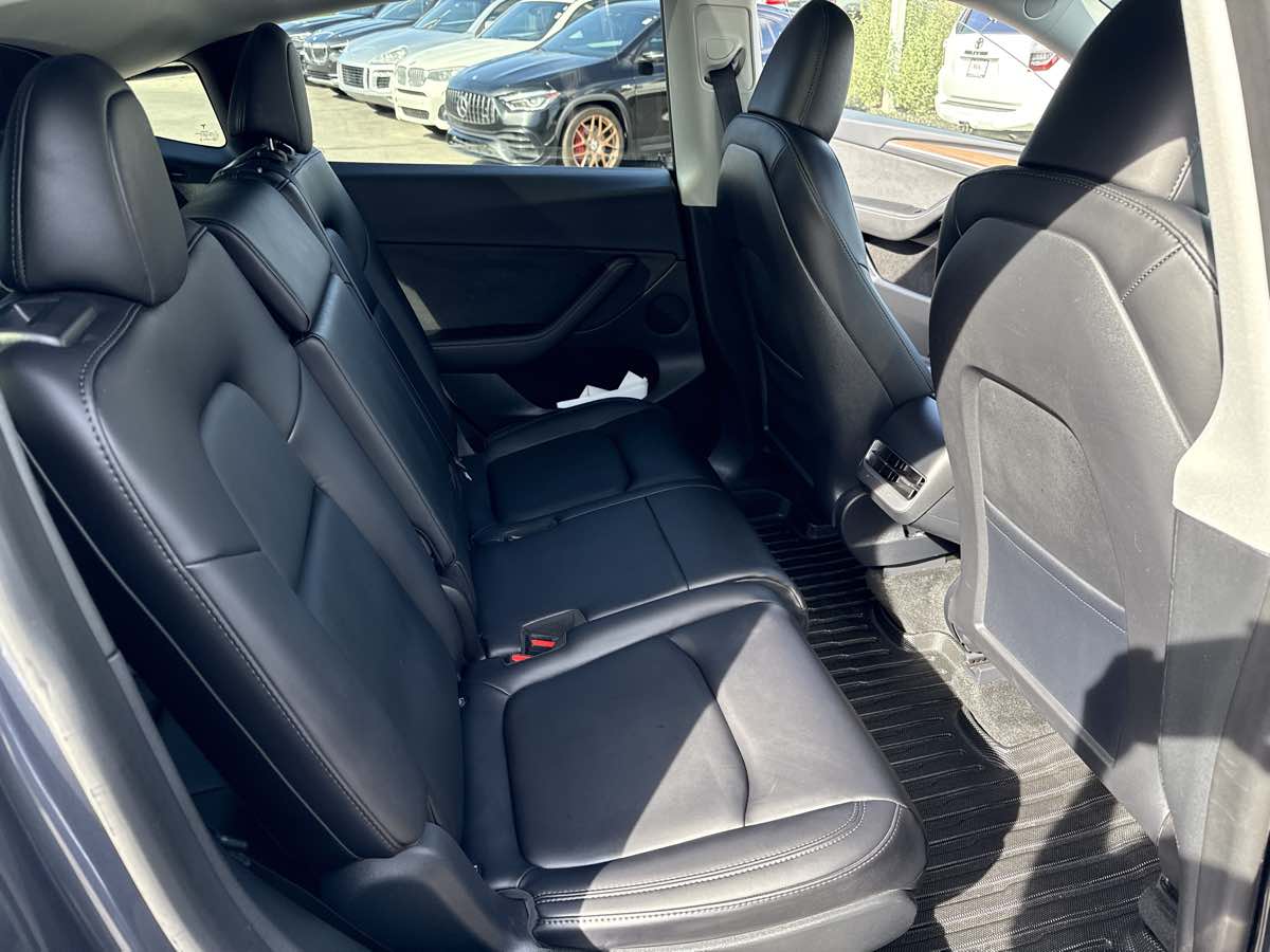2023 Tesla Model Y Long Range photo 20