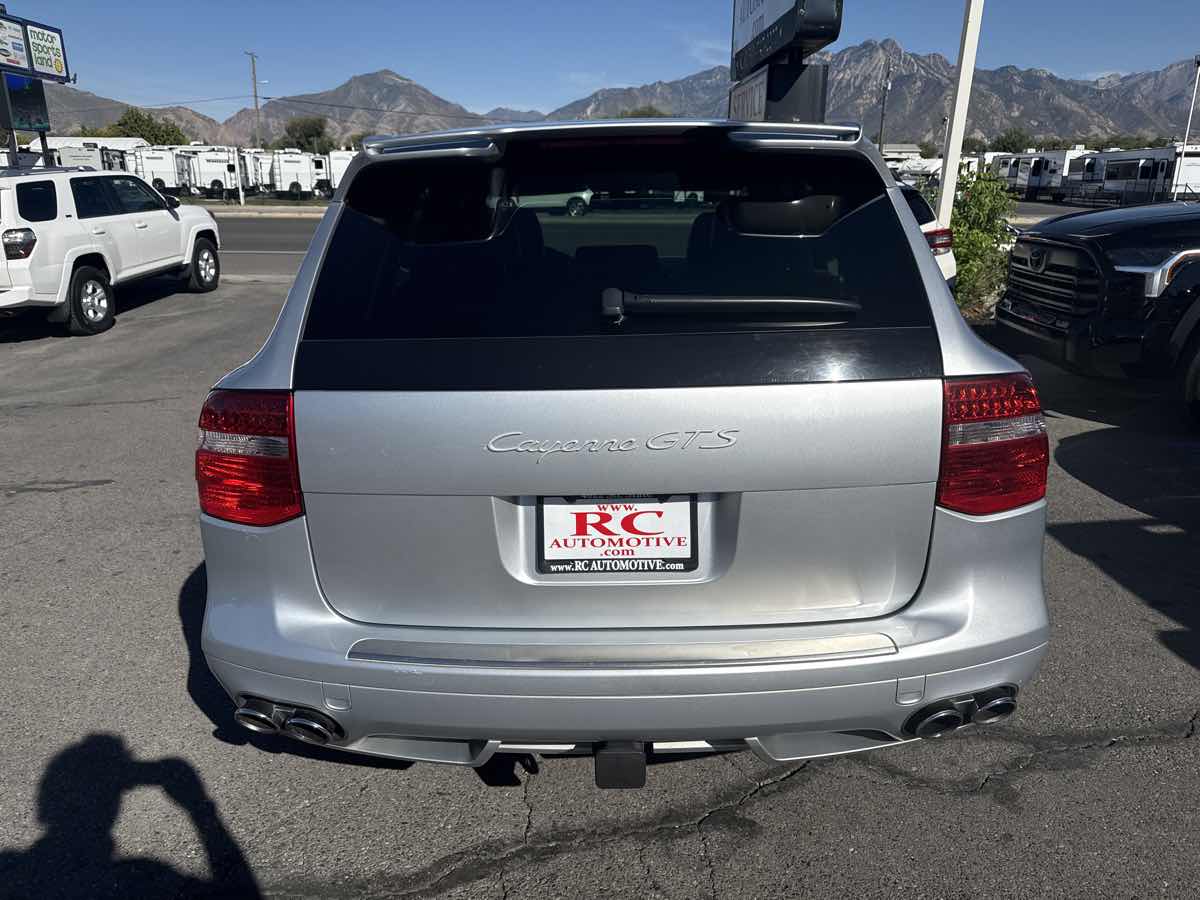 2008 Porsche Cayenne GTS photo 3