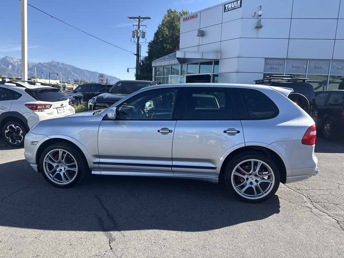2008 Porsche Cayenne GTS photo 5