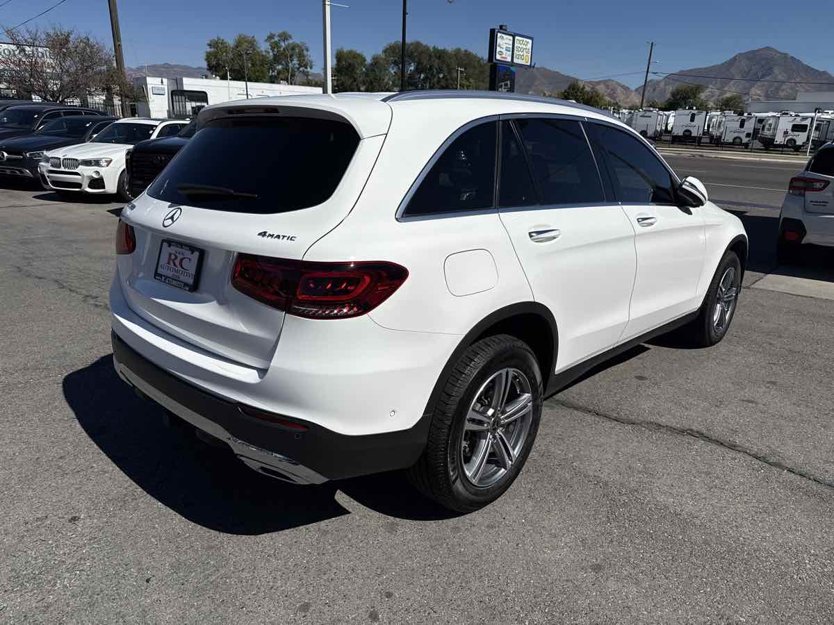 2021 Mercedes Benz GLC 300 4MATIC photo 4