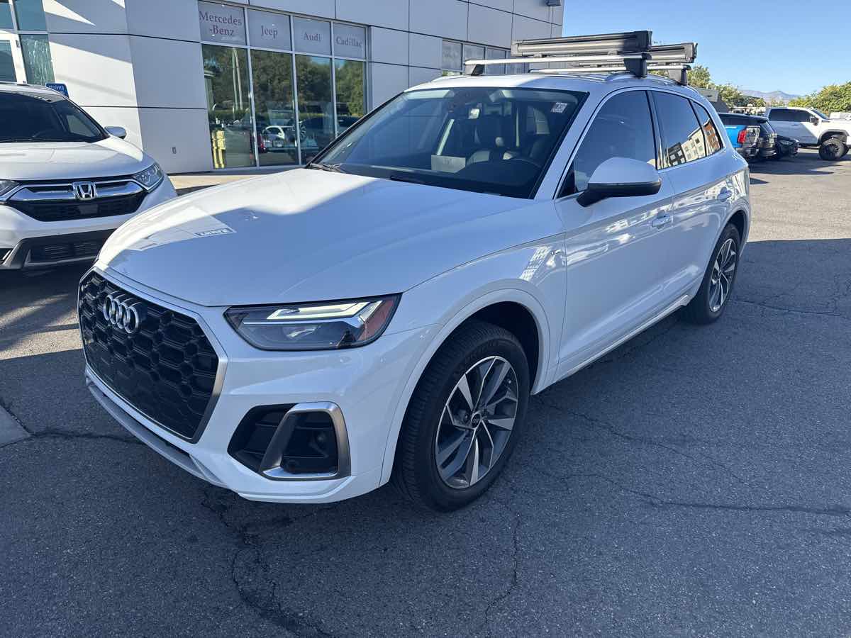 2023 Audi Q5 S line Premium Plus photo 2