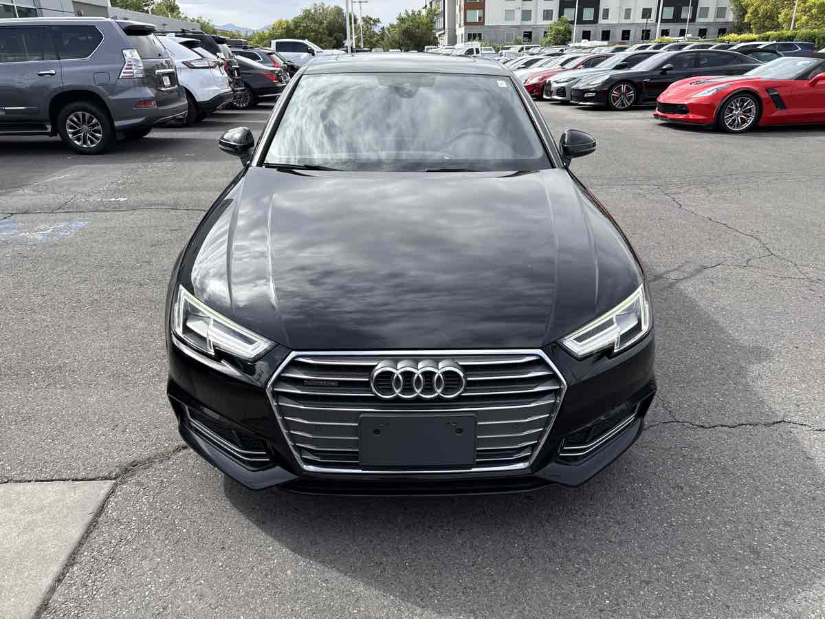 2017 Audi A4 Quattro Premium Plus photo 2