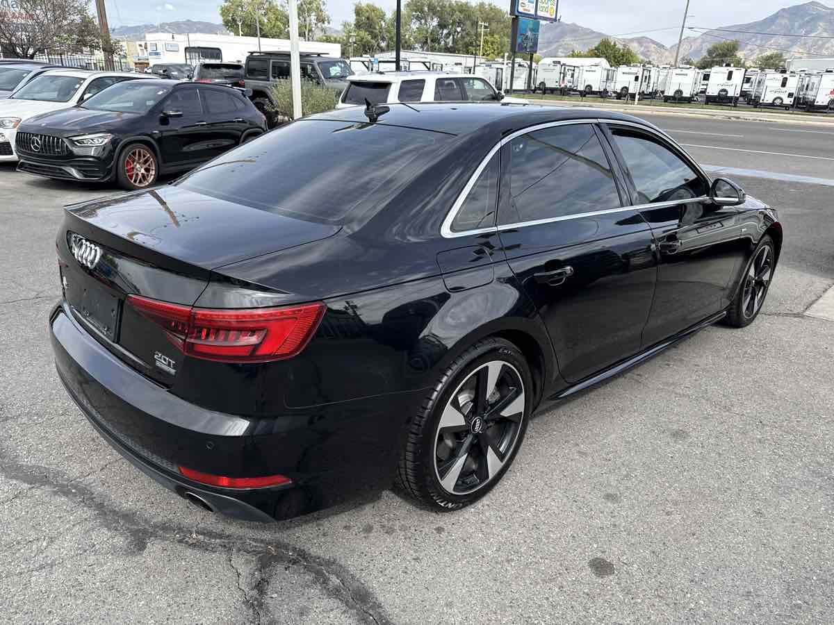 2017 Audi A4 Quattro Premium Plus photo 5