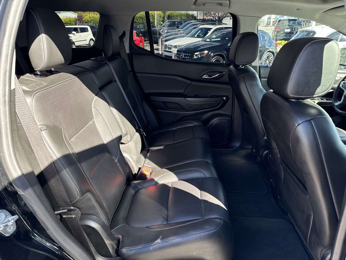 2019 Gmc Acadia SLT Black Edition photo 19