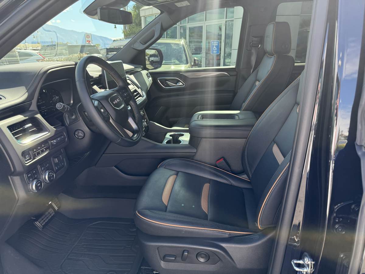 2023 Gmc Yukon AT4 photo 11