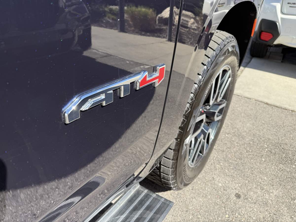 2023 Gmc Yukon AT4 photo 20