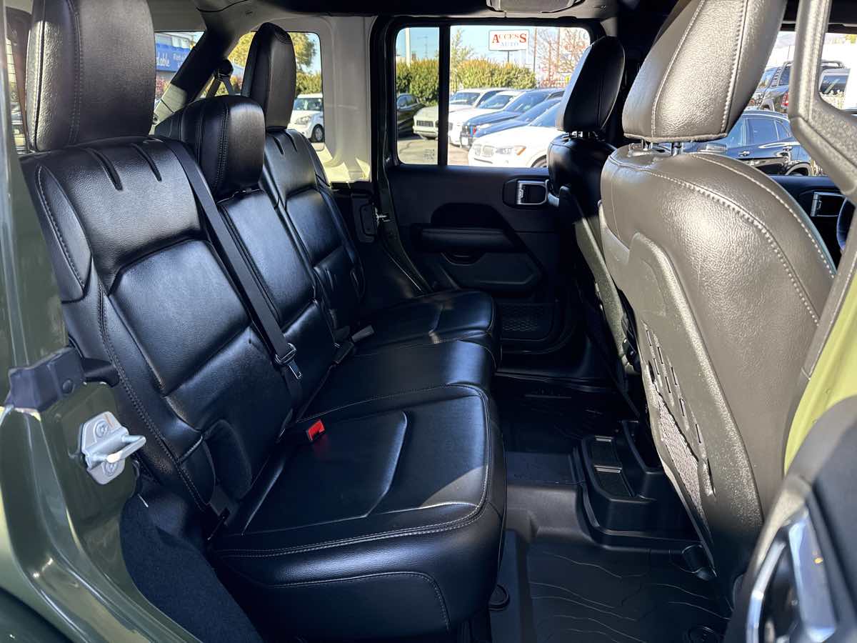 2023 Jeep Wrangler 4-Door Rubicon 392 - Photo 18