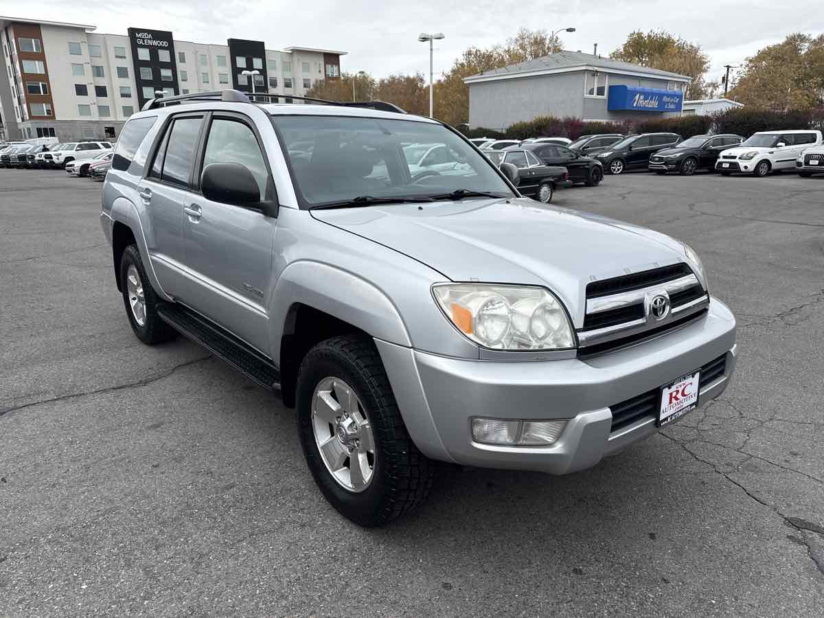 2005 Toyota 4Runner SR5 photo 3