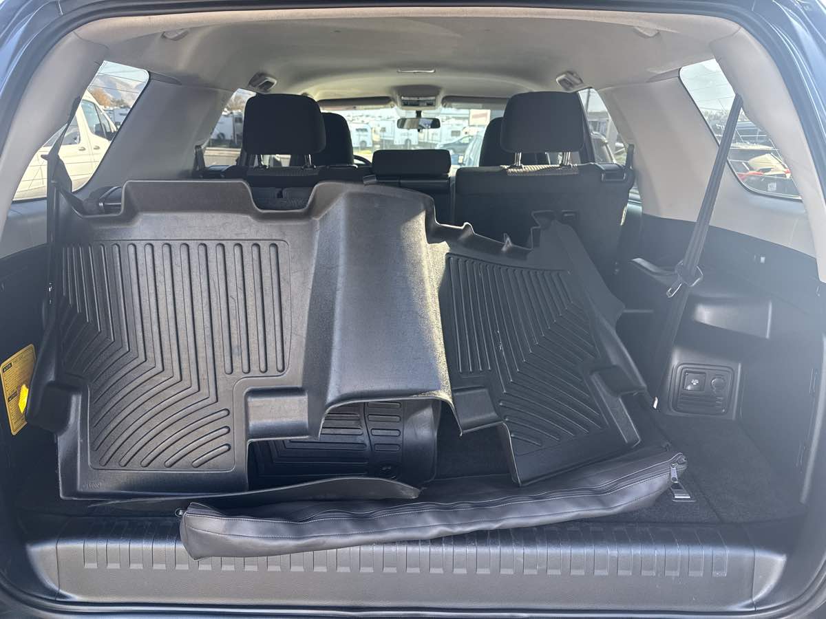 2018 Toyota 4Runner SR5 - Photo 18