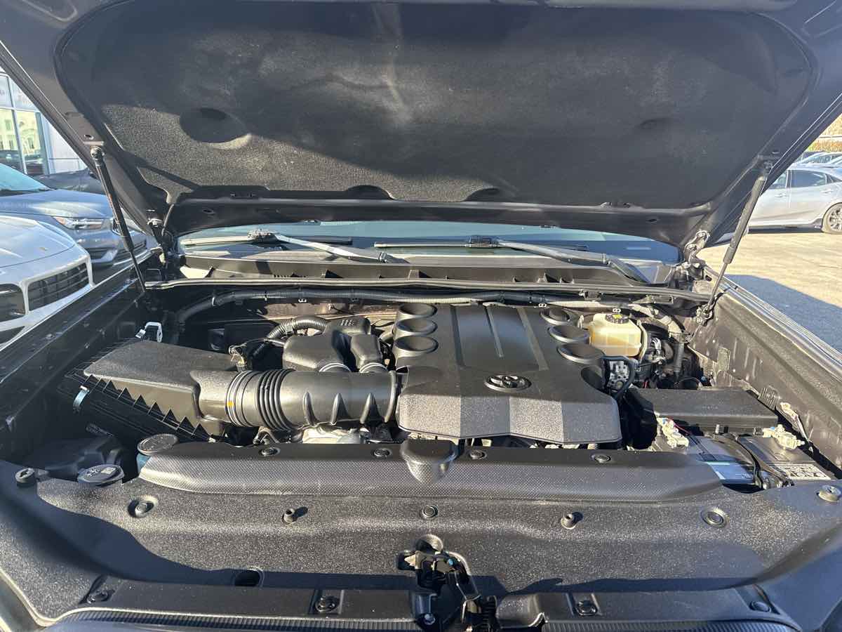 2018 Toyota 4Runner SR5 - Photo 26