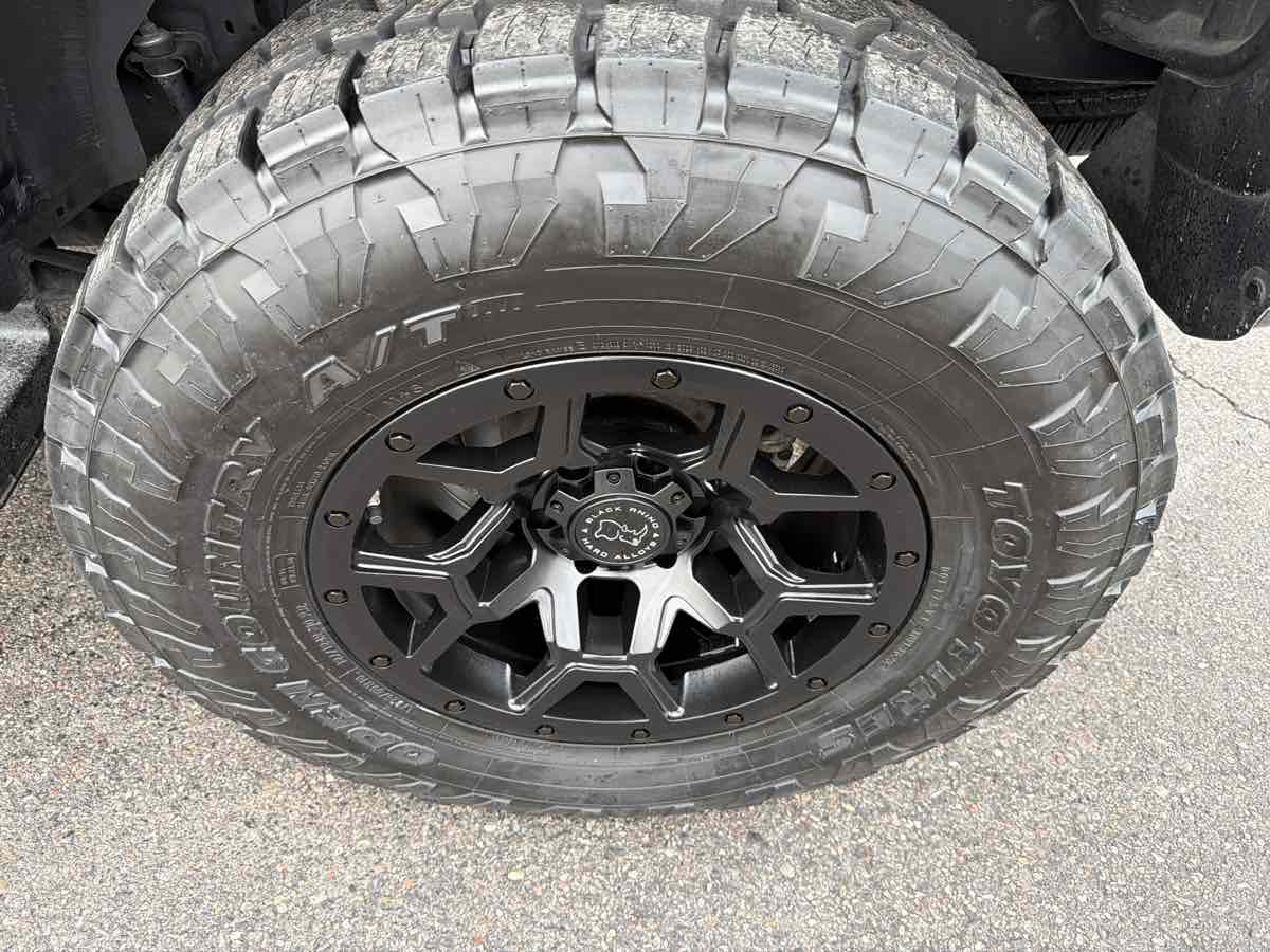 2018 Toyota 4Runner SR5 - Photo 9