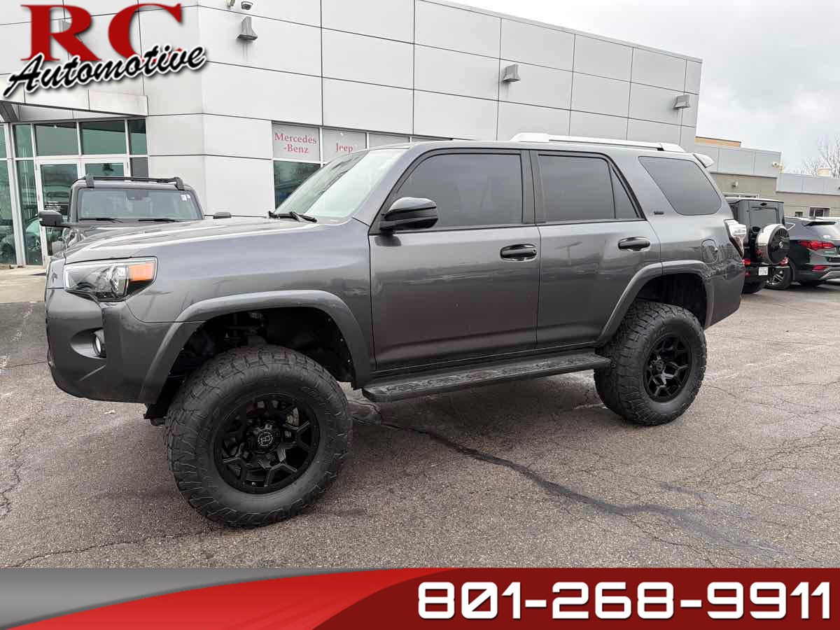 2018 Toyota 4Runner SR5 4x4 V6's photo
