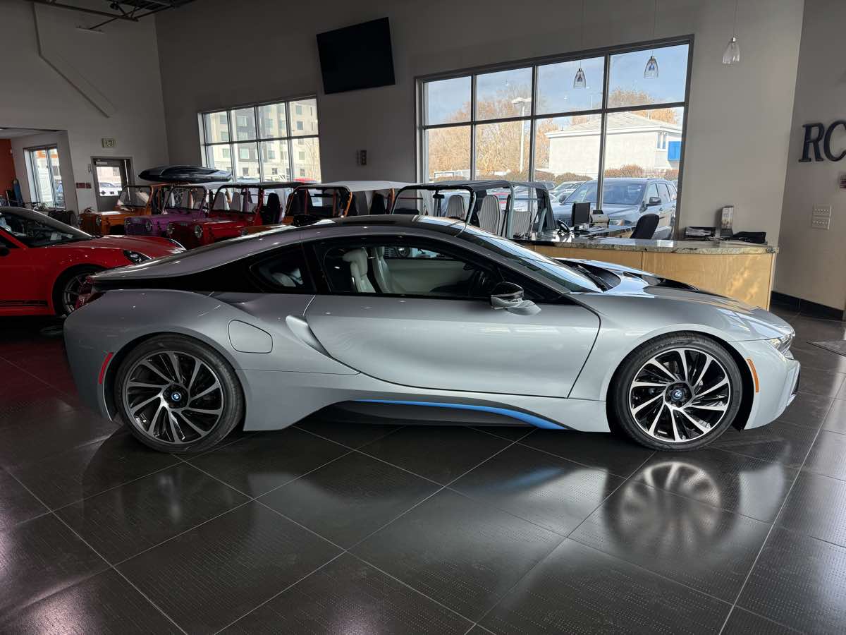 2014 Bmw i8 photo 4