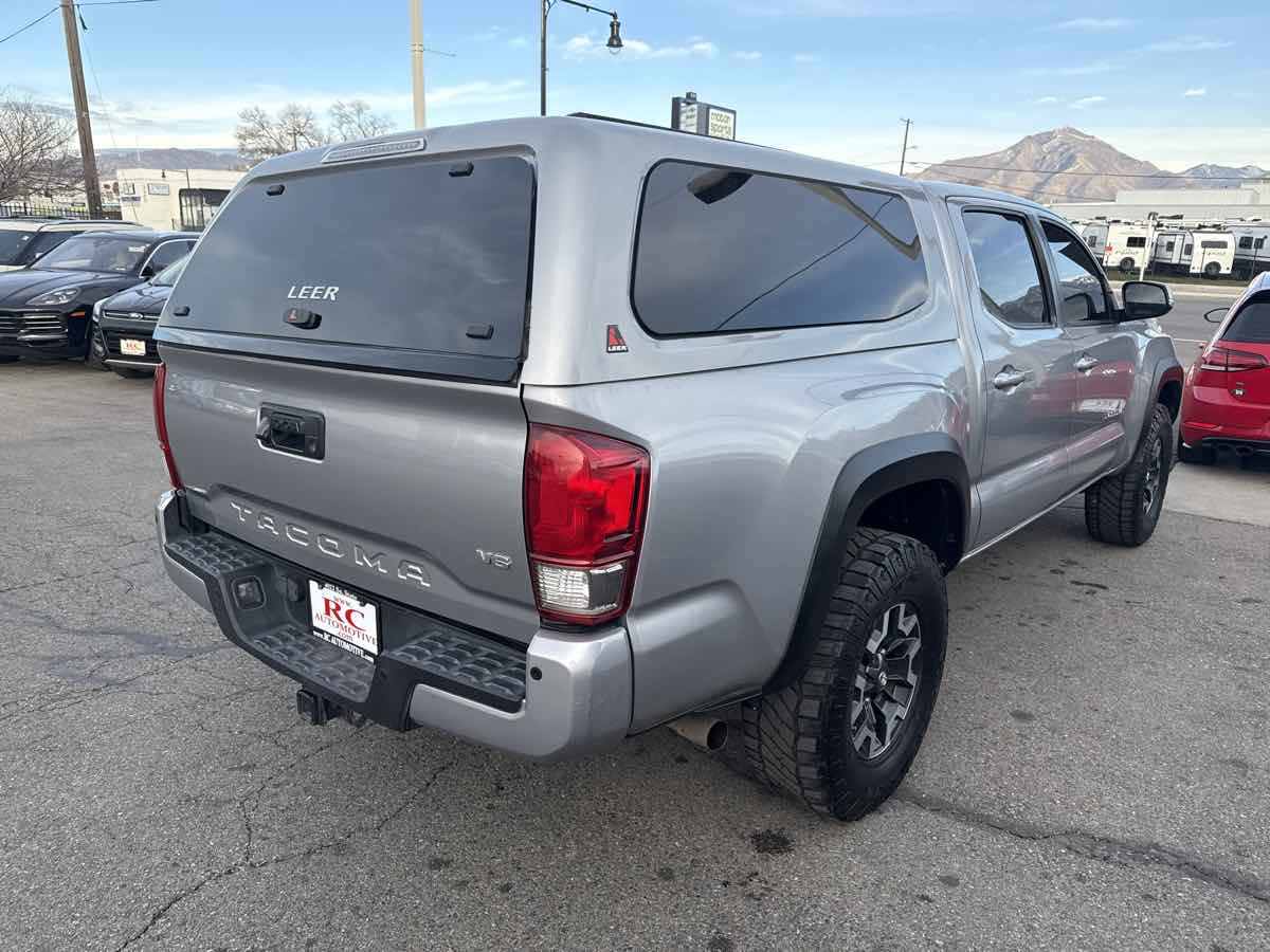 Image of 2017-Toyota-Tacoma-TRD-Off-Road