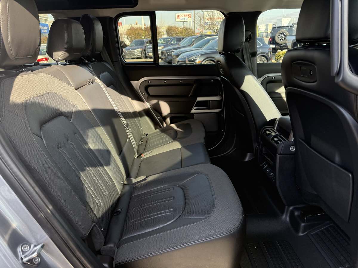 2021 Land Rover Defender SE - Photo 20