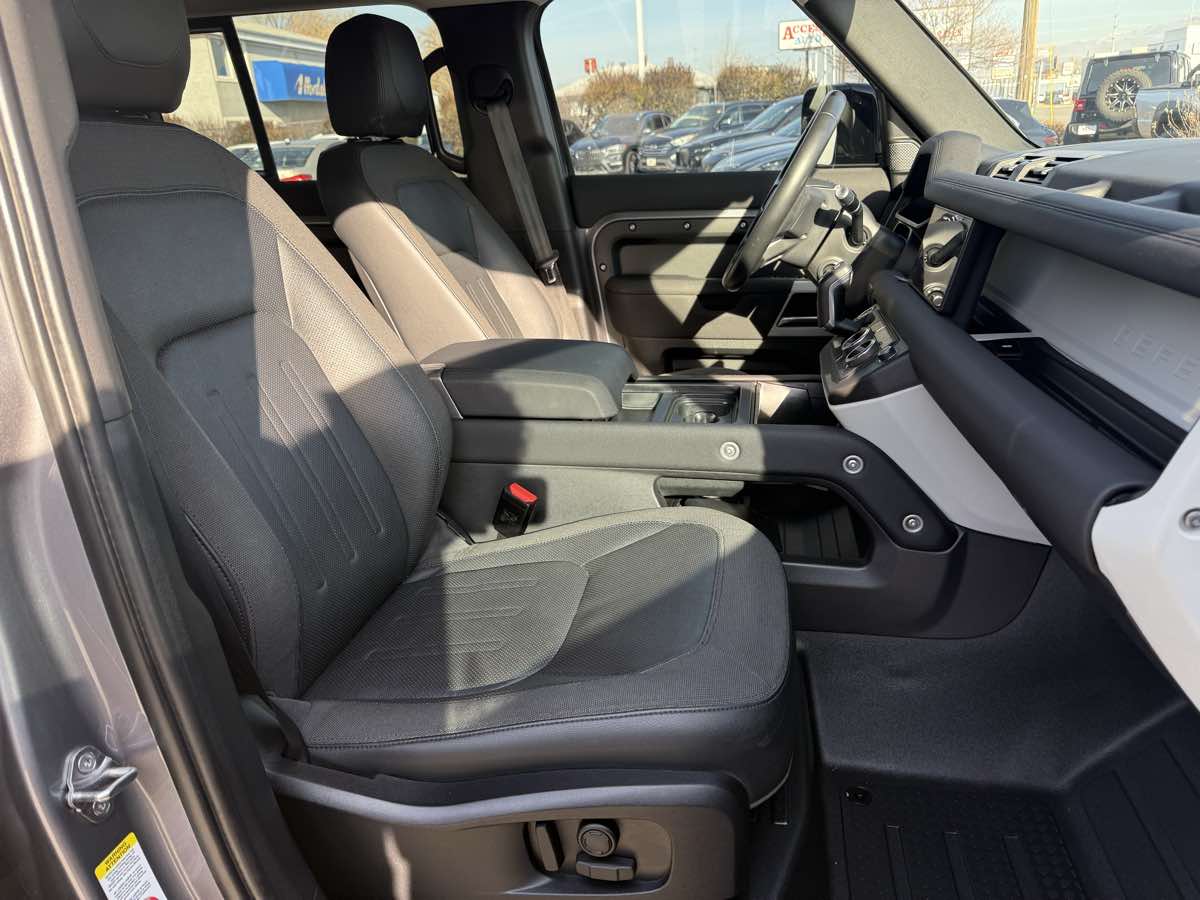 2021 Land Rover Defender SE - Photo 22