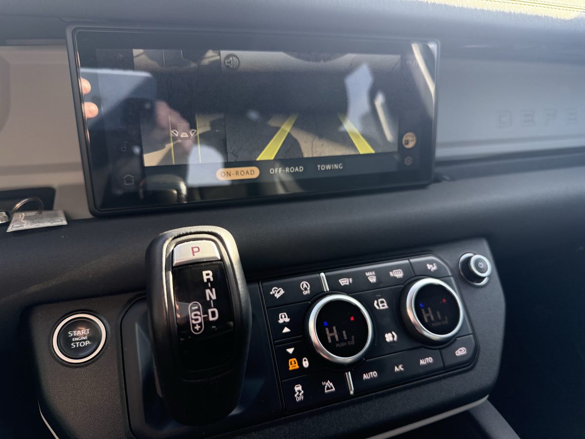 2021 Land Rover Defender SE - Photo 30