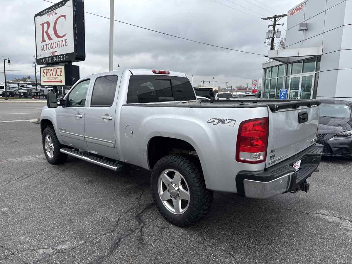 2011 GMC Sierra 2500HD SLT - Photo 7