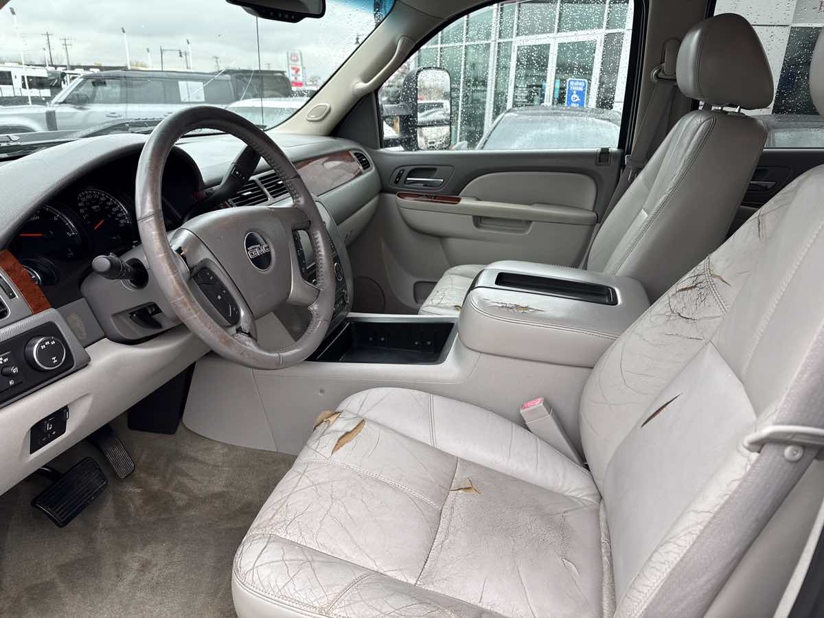 2011 GMC Sierra 2500HD SLT - Photo 11