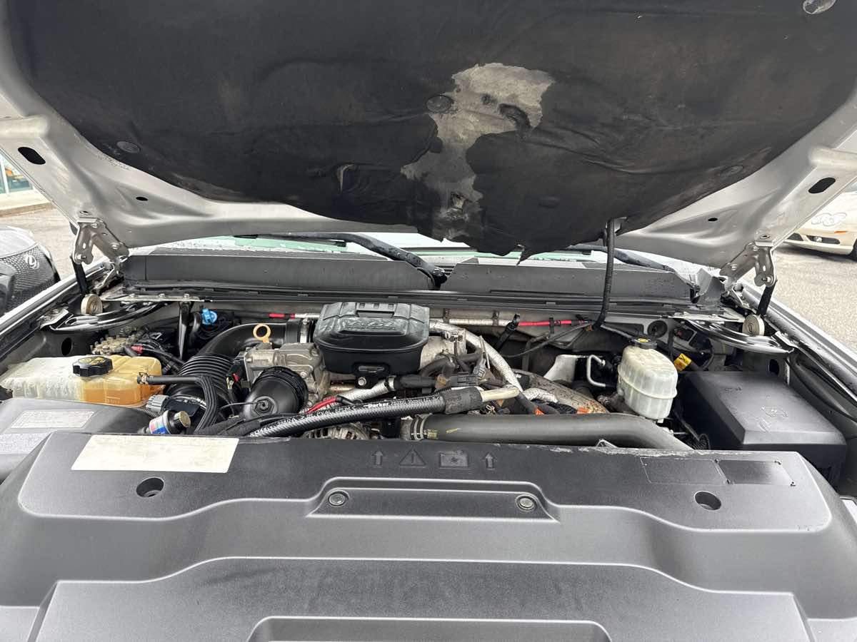 2011 GMC Sierra 2500HD SLT - Photo 20