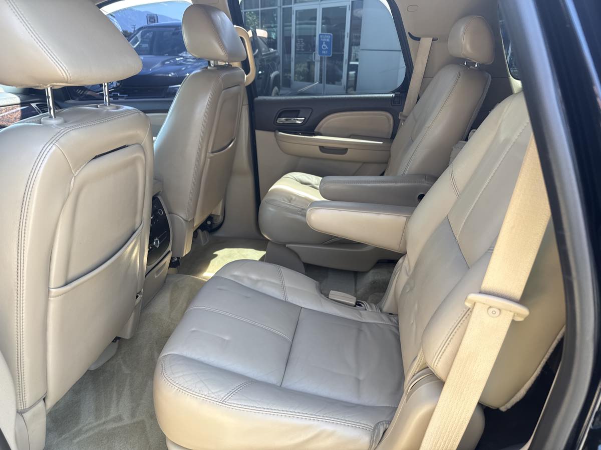 2007 GMC Yukon Denali - Photo 13