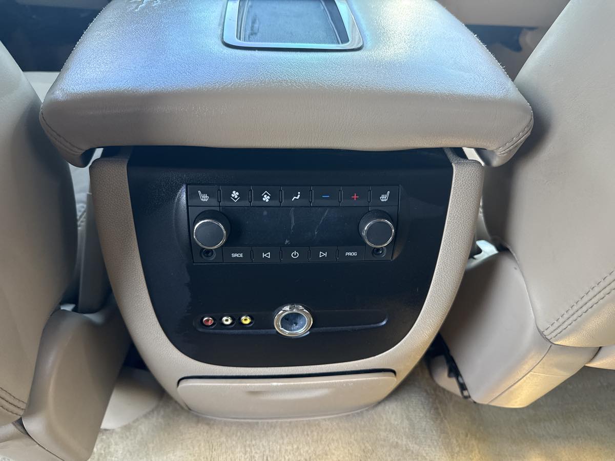 2007 GMC Yukon Denali - Photo 15