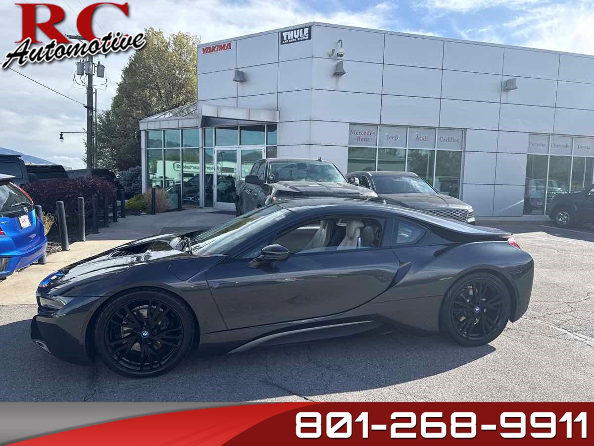 2015 BMW i8's photo