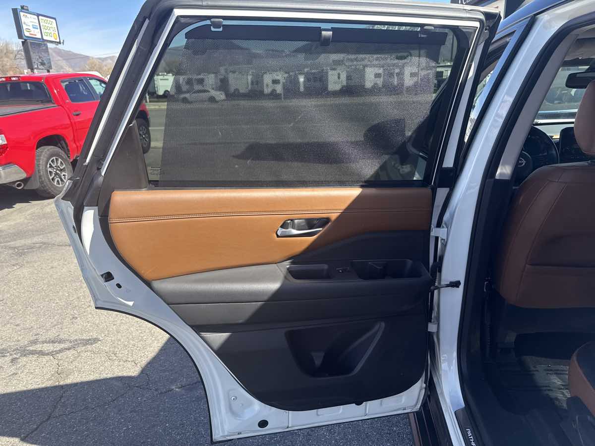 2022 Nissan Pathfinder Platinum - Photo 15